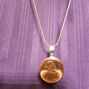 Treasure snap necklace